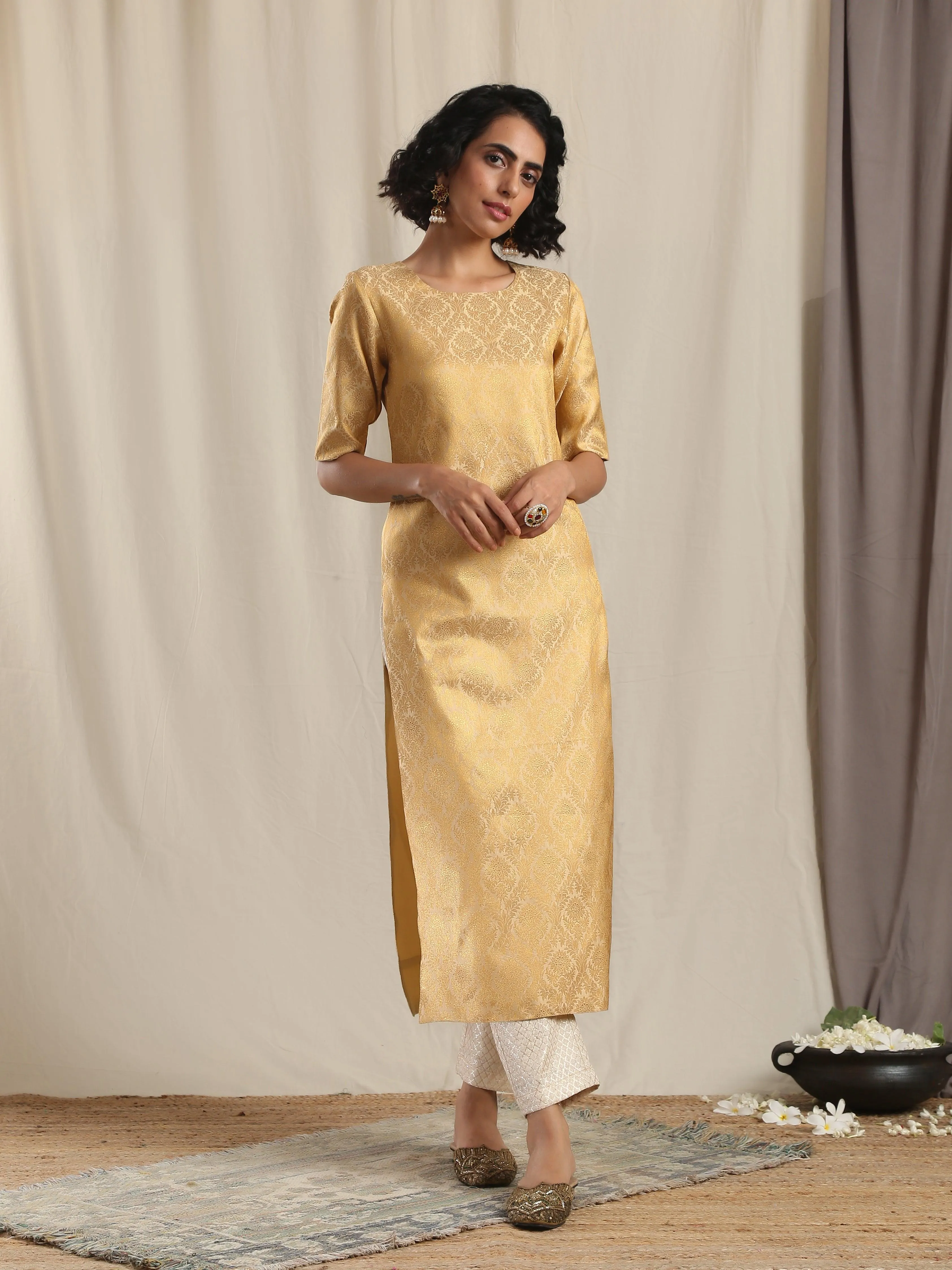 Gold Brocade Slit Kurta