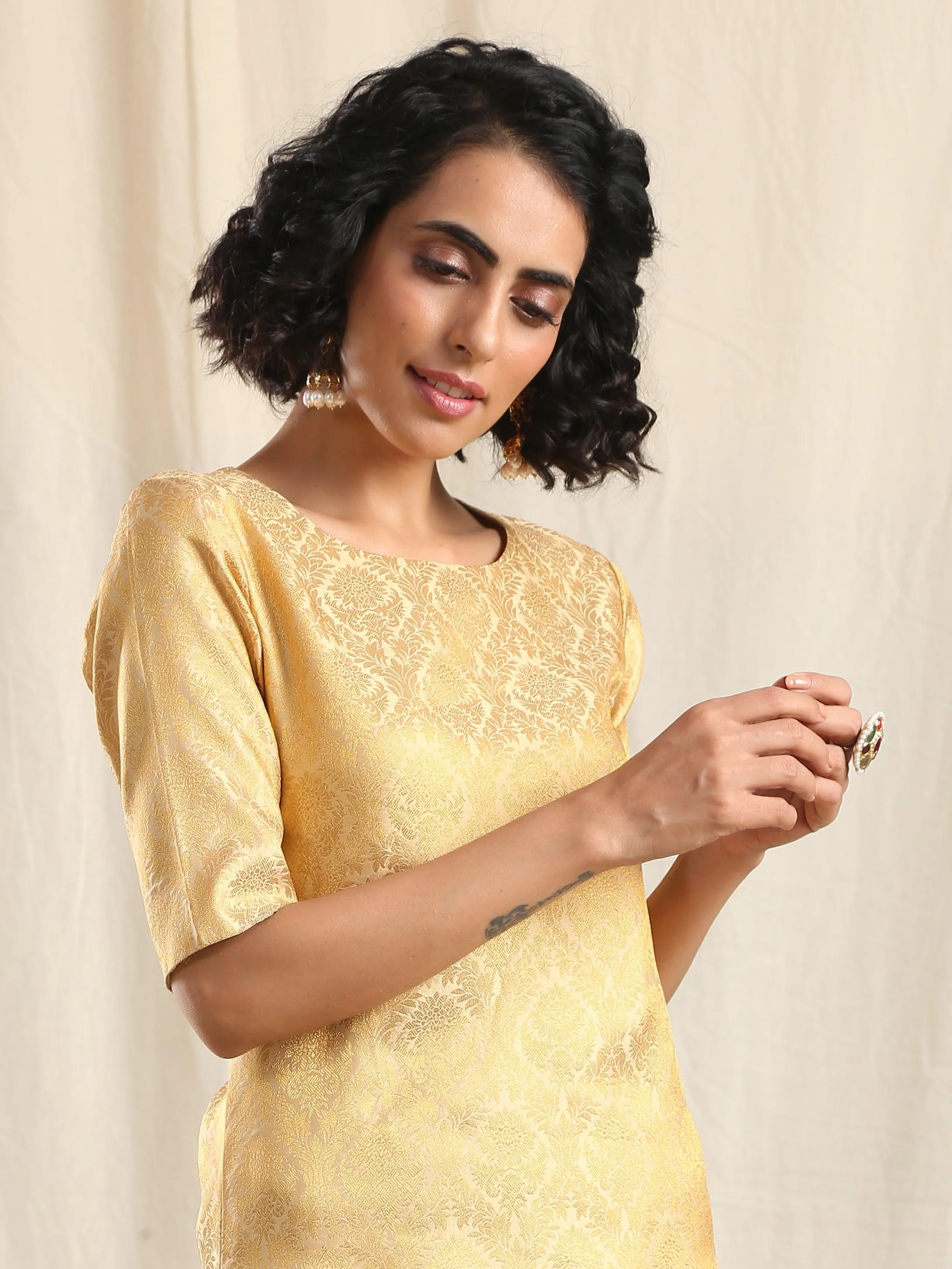 Gold Brocade Slit Kurta