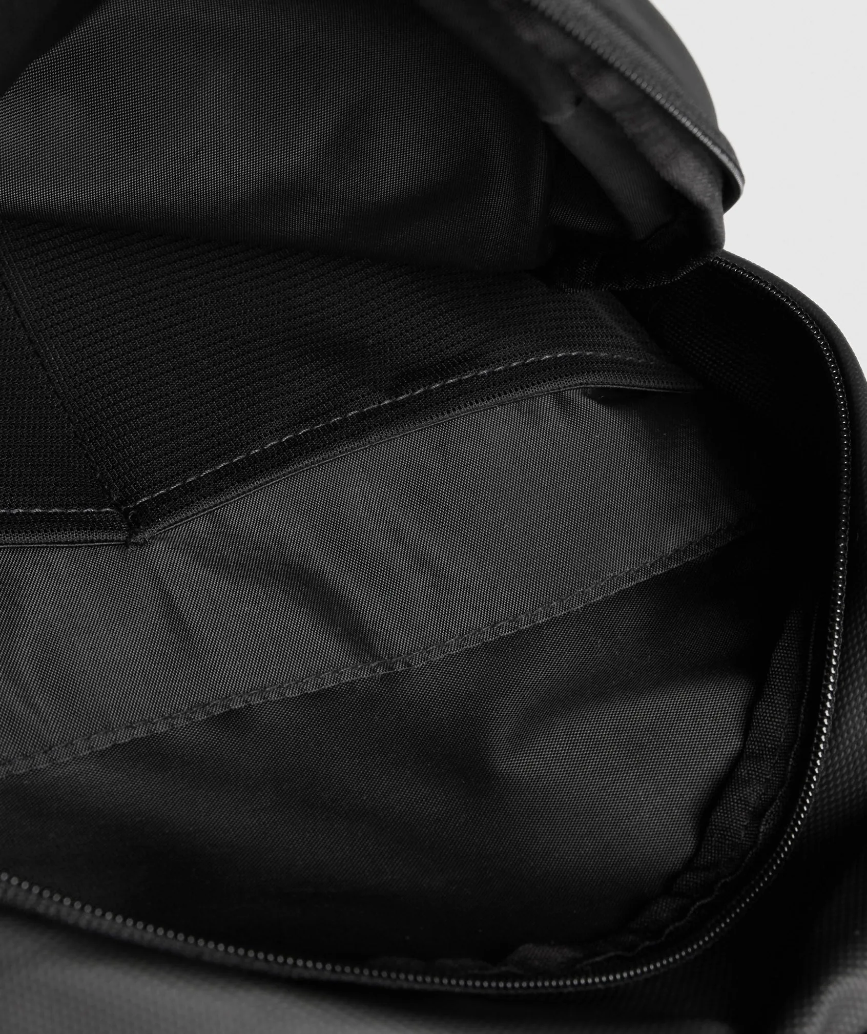 Gymshark Coated Pursuit Backpack - Black