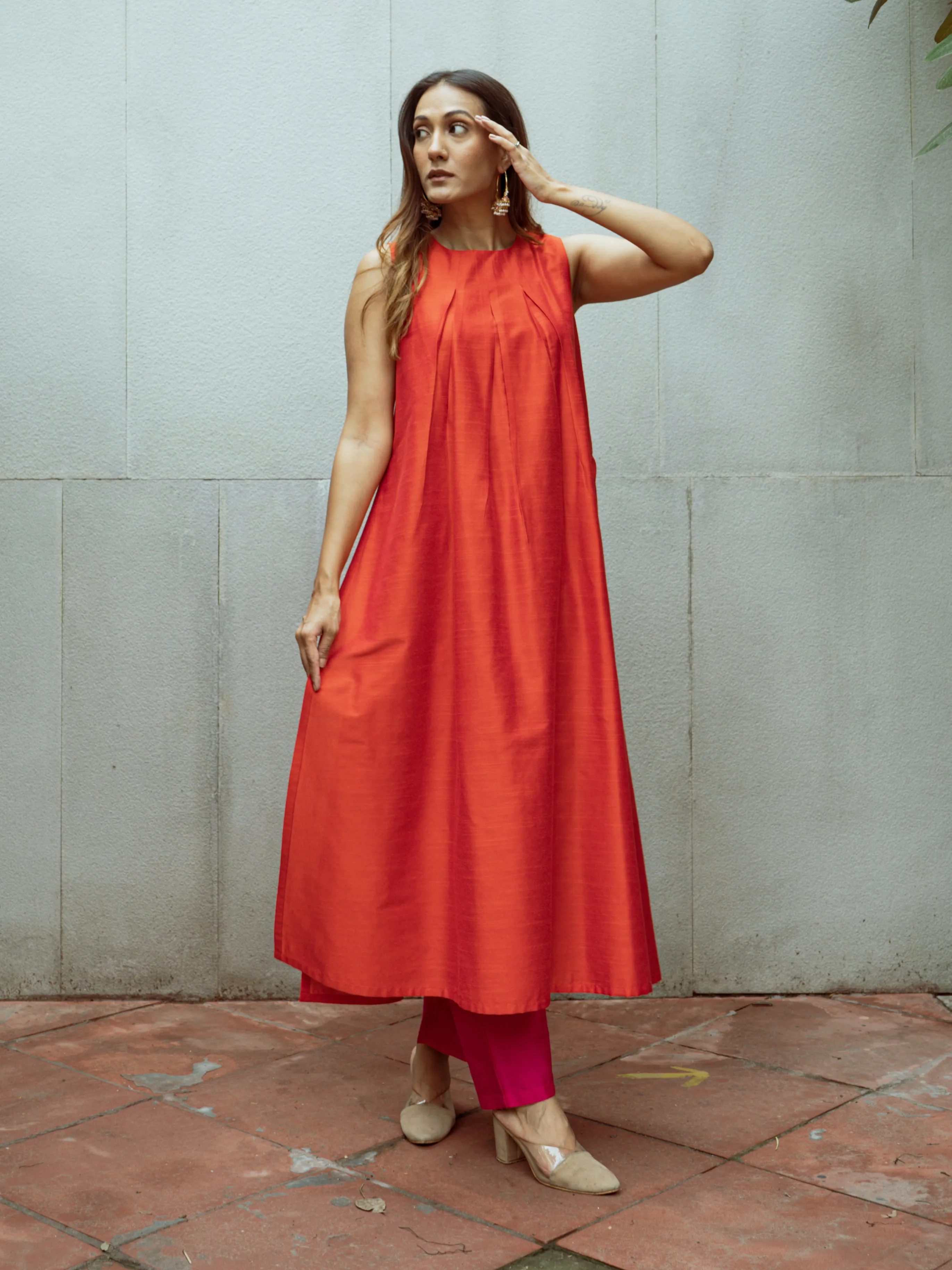 Orange Dupion Silk Sleeveless Kurta Pant Set