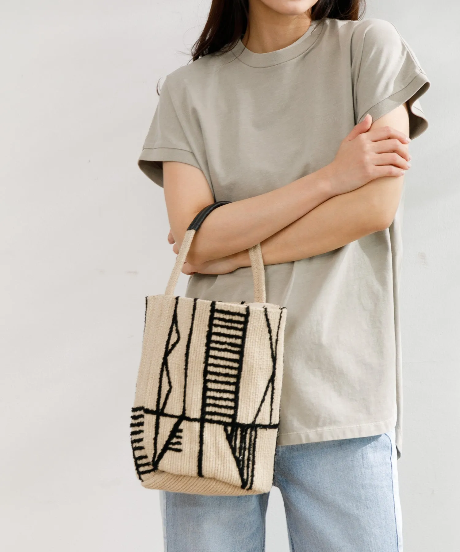 【WOMEN】beej Busket bag ladder